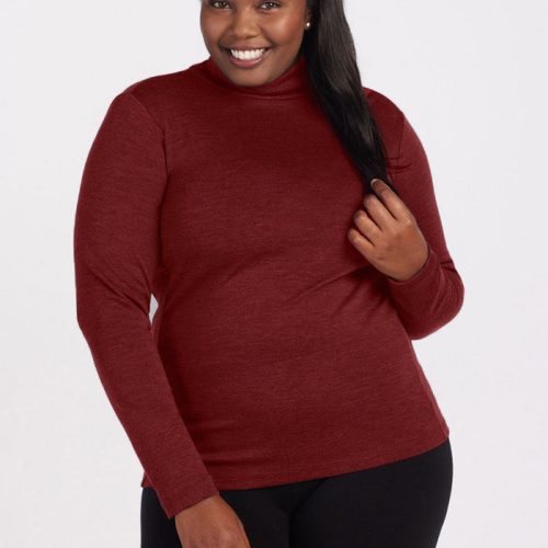 Model wearing Peyton turtleneck - Sweet Pepper | Le'Quita is 5'11", wearing a size XL